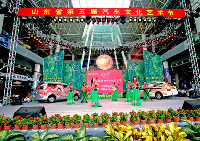 第五屆>>二手車相親大會(huì)、廢舊零部件展賦予汽車人性
